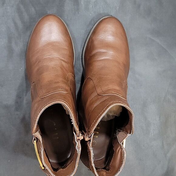 UNISA POINTED TOE WOMEN"S ZIP CLOSURE BLOCK HEEL BOOT - Picture 7 of 16